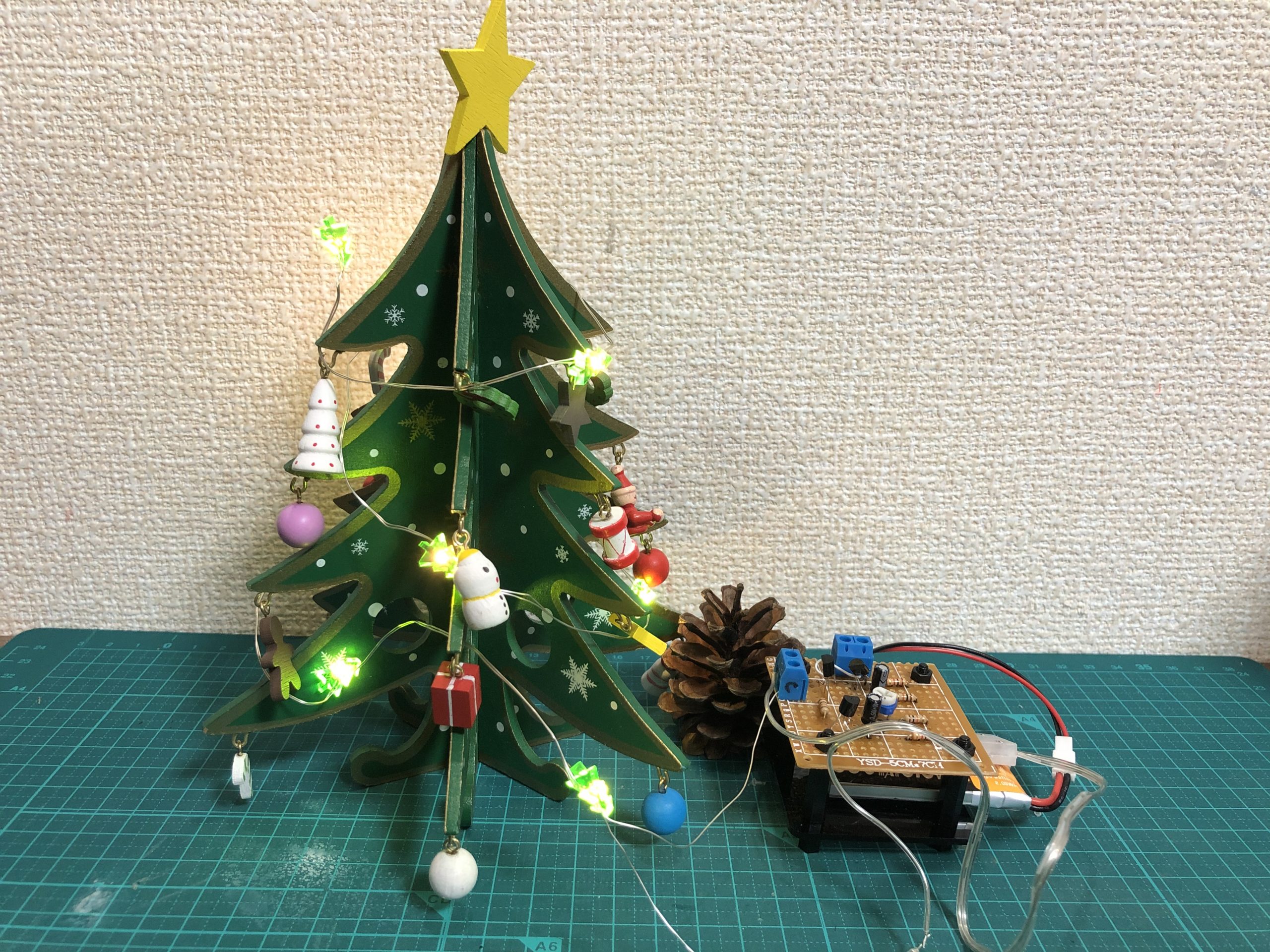 クリスマスに明かりを灯そう ダイソー製イルミネーションledの改造電子工作 くろべこblog